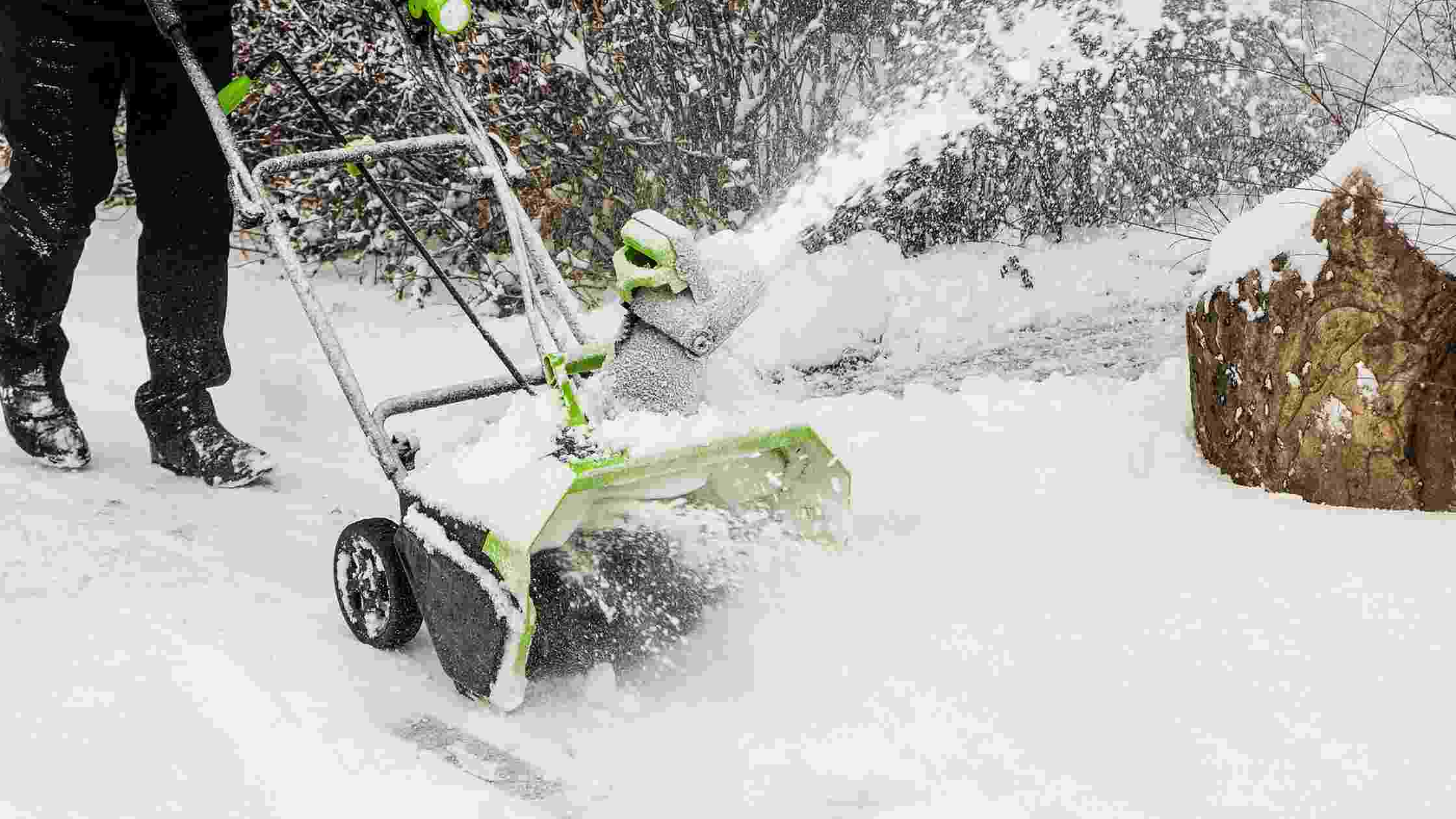 5 Best Battery Snow Blowers For Efficient Snow Removal In 2025