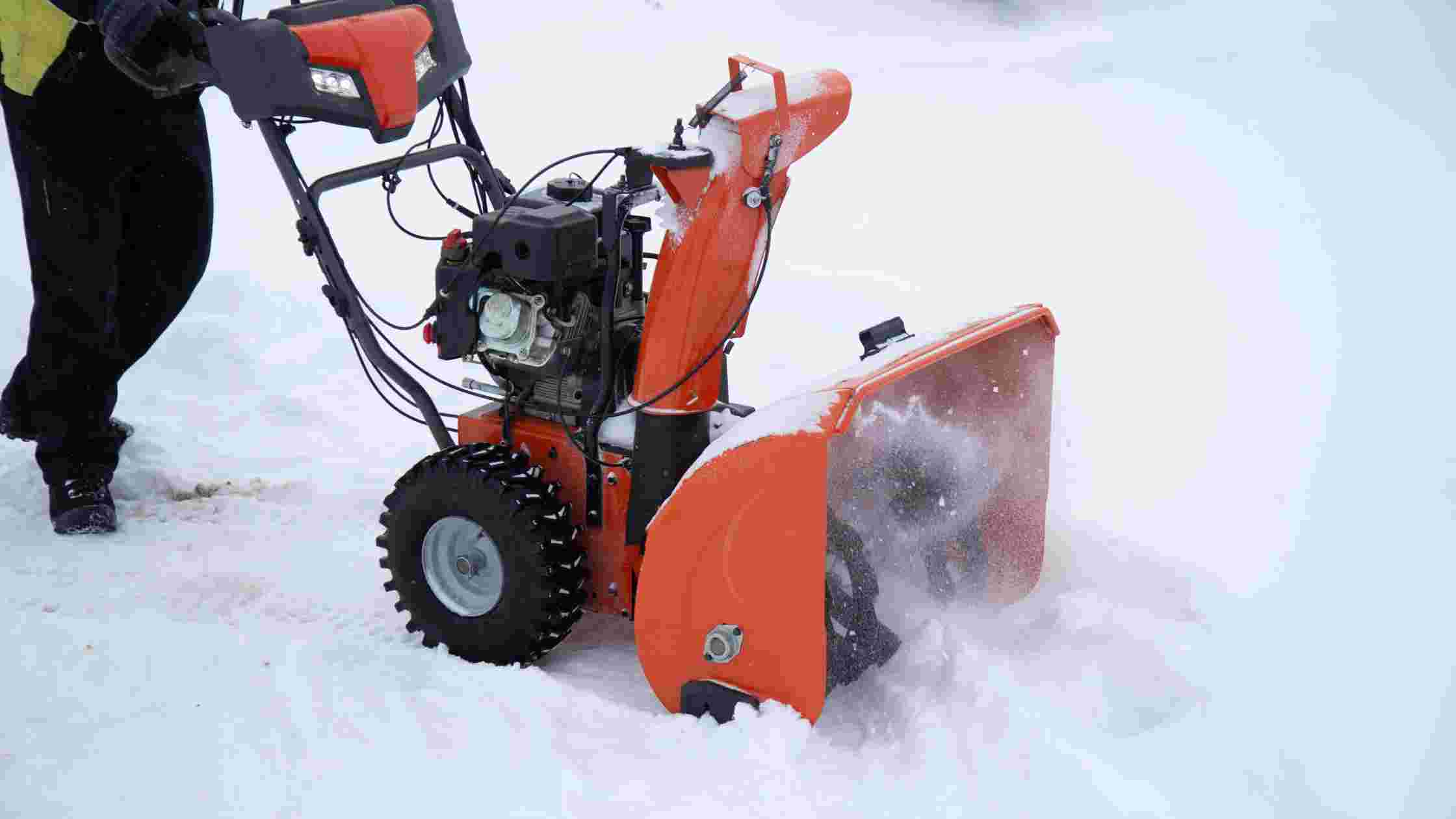 5 Best Cheap Gas Snowblower Under 500 In 2024