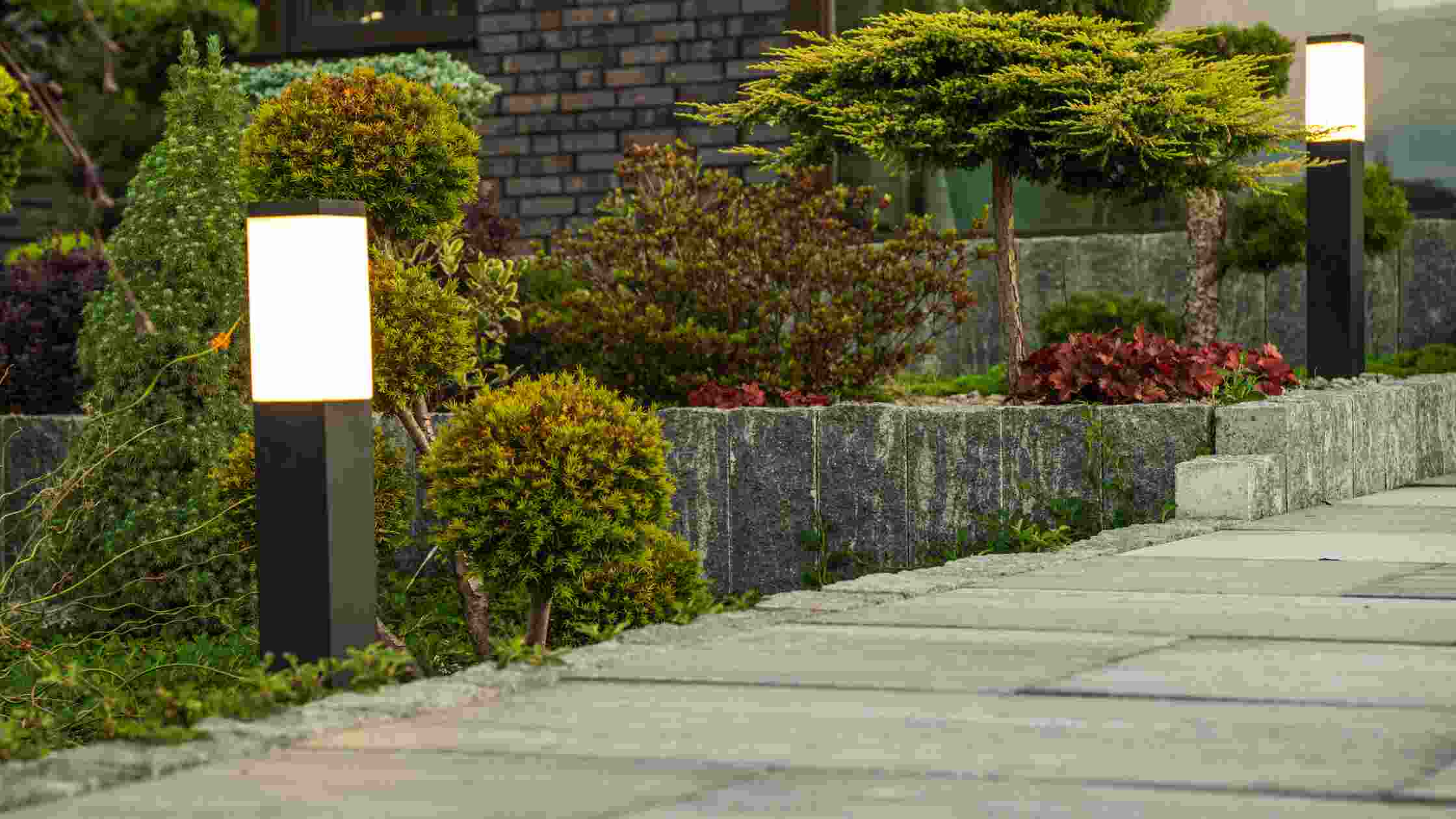 6 Best Outdoor Garden Lights For A Beautiful Landscape In 2024