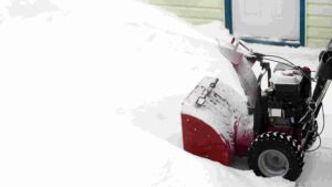 2 Stage vs 3 Stage Snow Blower: Which One Is Right for You?