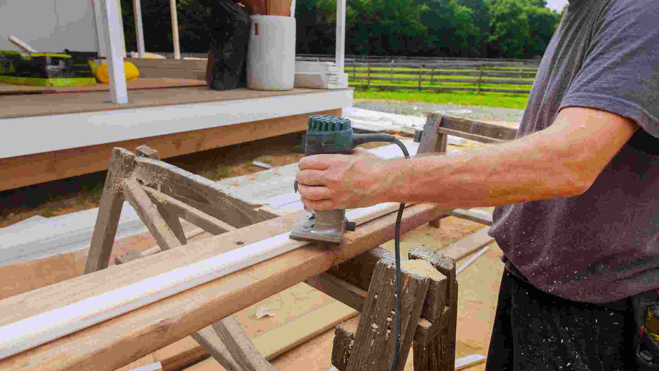 Best Compact Router for Woodworking: Top 5 Picks for 2025 - SkilledHub